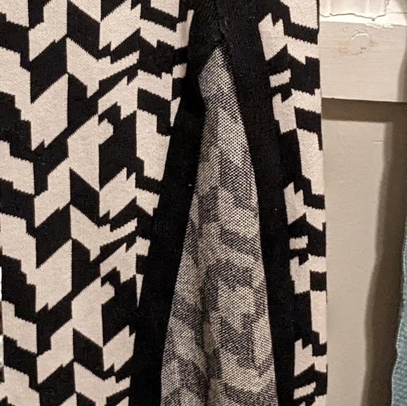 Future Collective Skirt Womens Plus 1X High Rise Slit Pencil Knit Stretch Midi - Picture 6 of 6